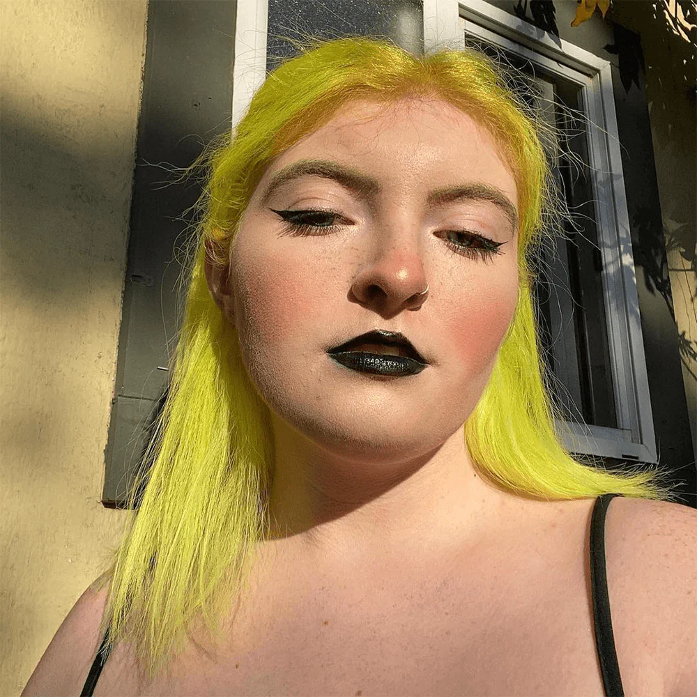 Extreme Yellow Color Depositing Daily Conditioner - Image 3